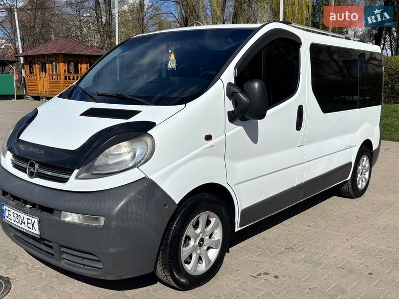Мінівен Opel Vivaro 2005 в Чернівцях
