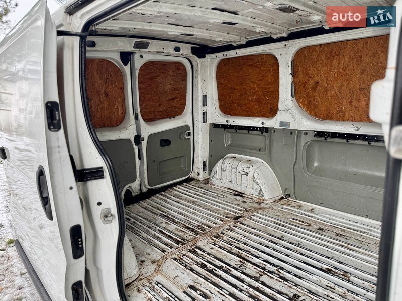 Грузовой фургон Opel Vivaro 2005 в Киеве фото 9 Грузовой фургон Opel Vivaro 2005 в Киеве
