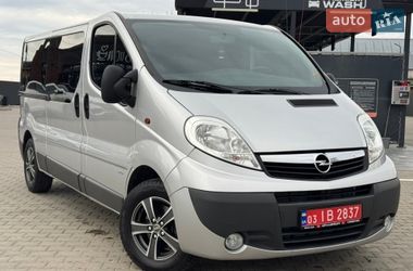 Минивэн Opel Vivaro 2012 в Луцке