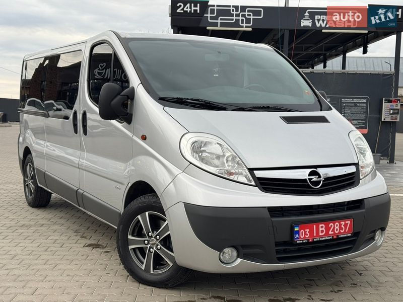 Opel Vivaro 2012
