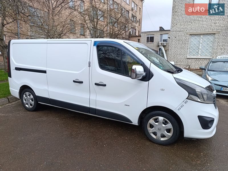 Грузовой фургон Opel Vivaro 2014 в Житомире