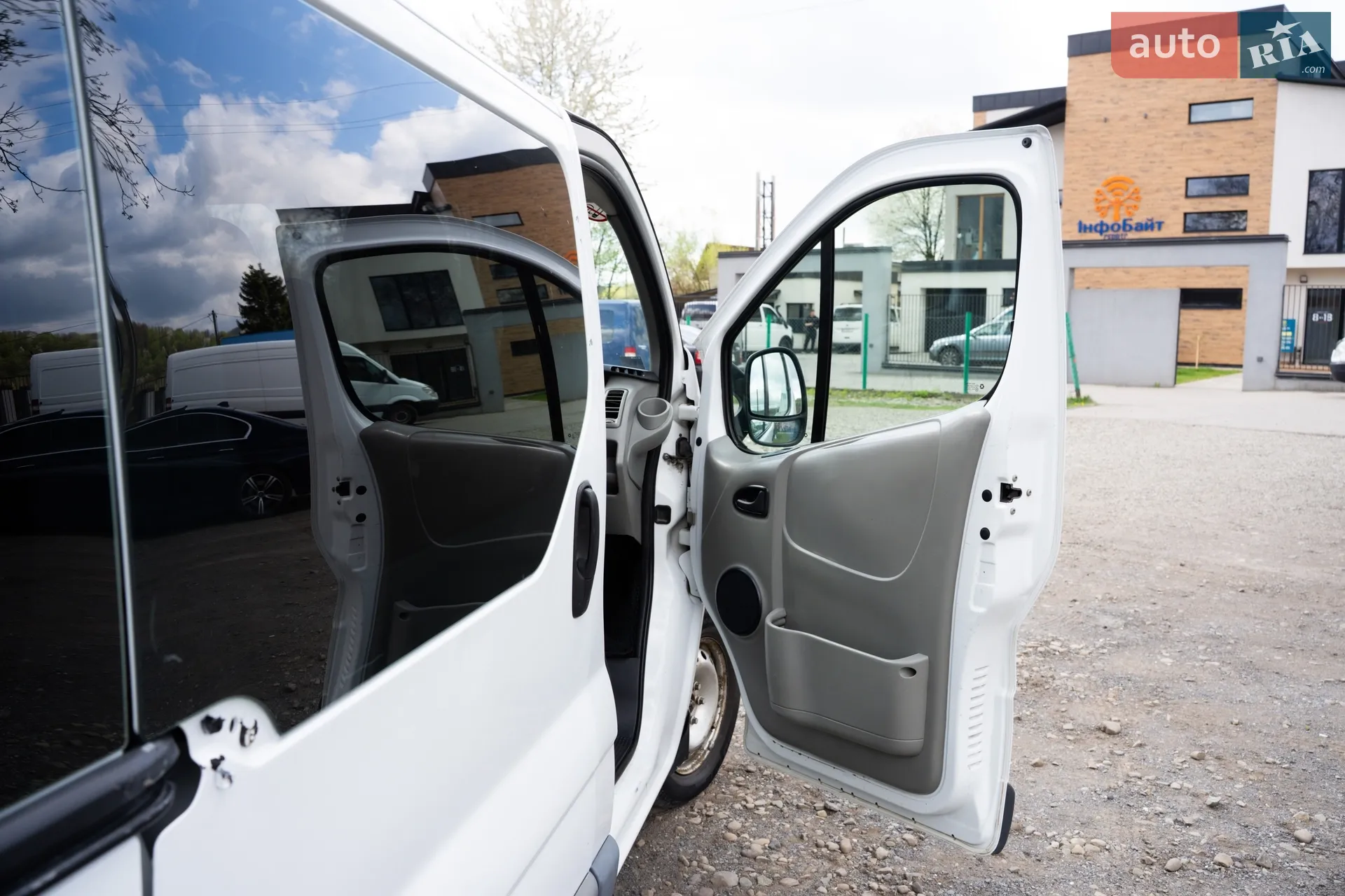 2014 Opel Vivaro - мініатюра 17