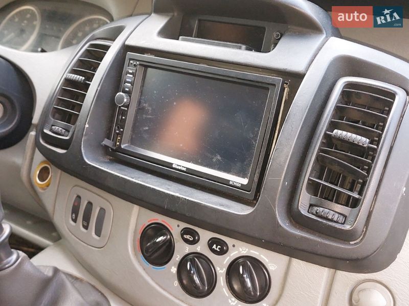 Мінівен Opel Vivaro 2009 в Тячеві