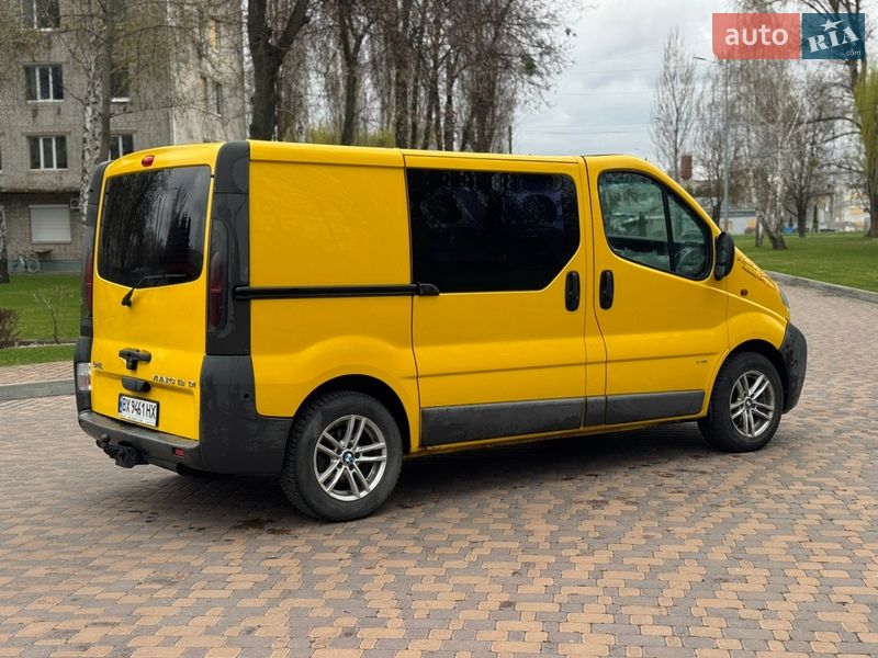 Вантажопасажирський фургон Opel Vivaro 2004 в Києві фото 9 Вантажопасажирський фургон Opel Vivaro 2004 в Києві