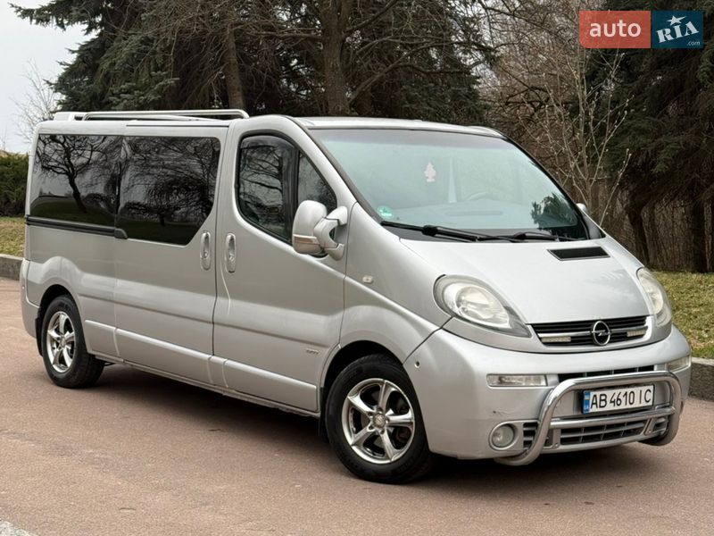 Opel Vivaro 2006