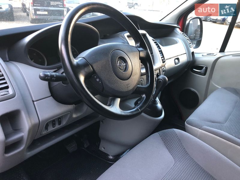 Грузопассажирский фургон Opel Vivaro 2013 в Ивано-Франковске фото 18 Грузопассажирский фургон Opel Vivaro 2013 в Ивано-Франковске