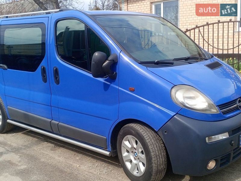 Opel Vivaro 2005
