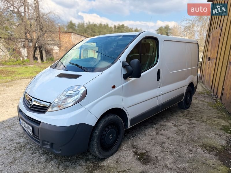 Грузовой фургон Opel Vivaro 2013 в Киеве