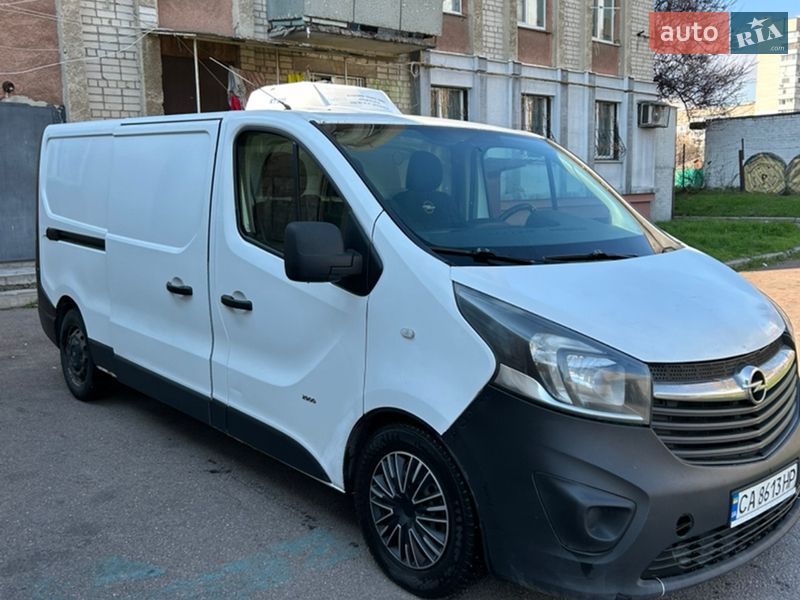 Вантажний фургон Opel Vivaro 2015 в Черкасах