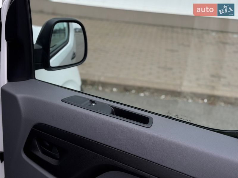 Вантажний фургон Opel Vivaro 2020 в Києві