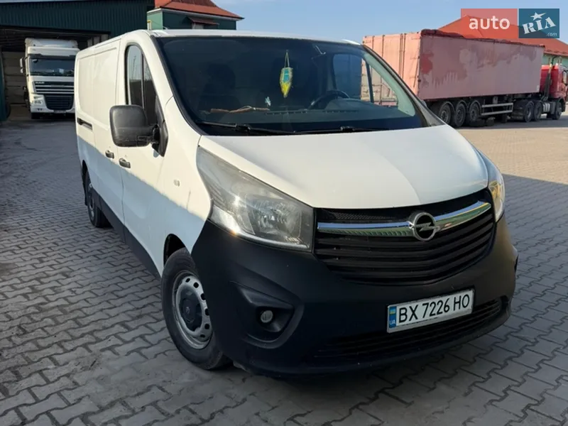 Opel Vivaro 2015