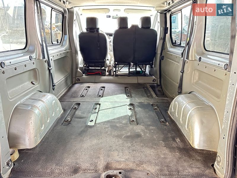 Минивэн Opel Vivaro 2002 в Луцке