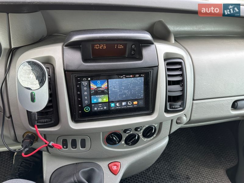 Минивэн Opel Vivaro 2002 в Луцке