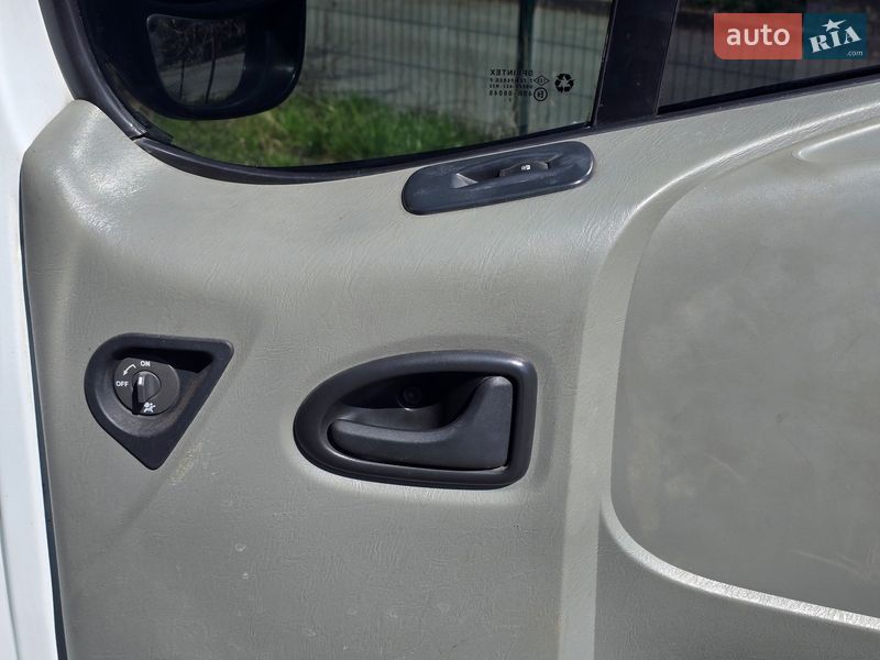 Минивэн Opel Vivaro 2008 в Хмельницком фото 31 Минивэн Opel Vivaro 2008 в Хмельницком