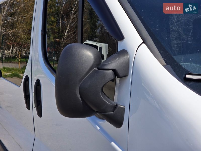 Минивэн Opel Vivaro 2008 в Хмельницком фото 15 Минивэн Opel Vivaro 2008 в Хмельницком