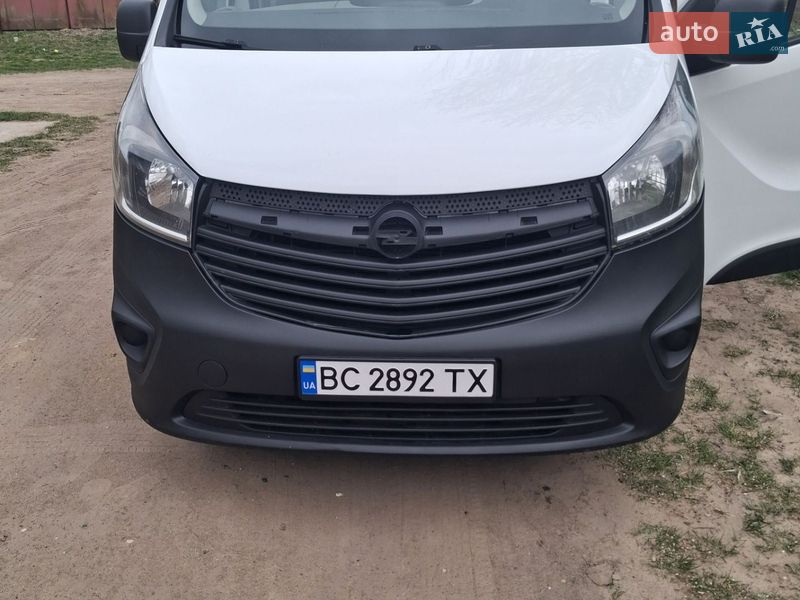 Opel Vivaro 2015