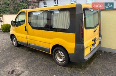 Мінівен Opel Vivaro 2004 в Києві