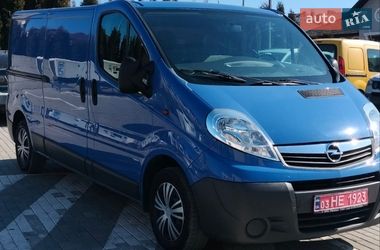 Грузовой фургон Opel Vivaro 2014 в Ровно