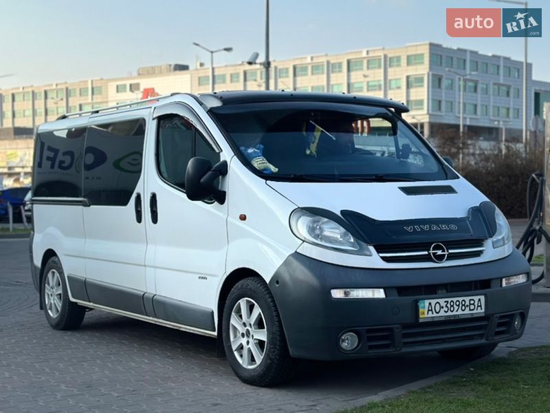 Opel Vivaro 2005