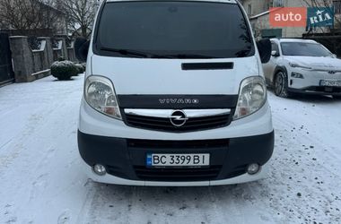 Вантажний фургон Opel Vivaro 2008 в Бродах