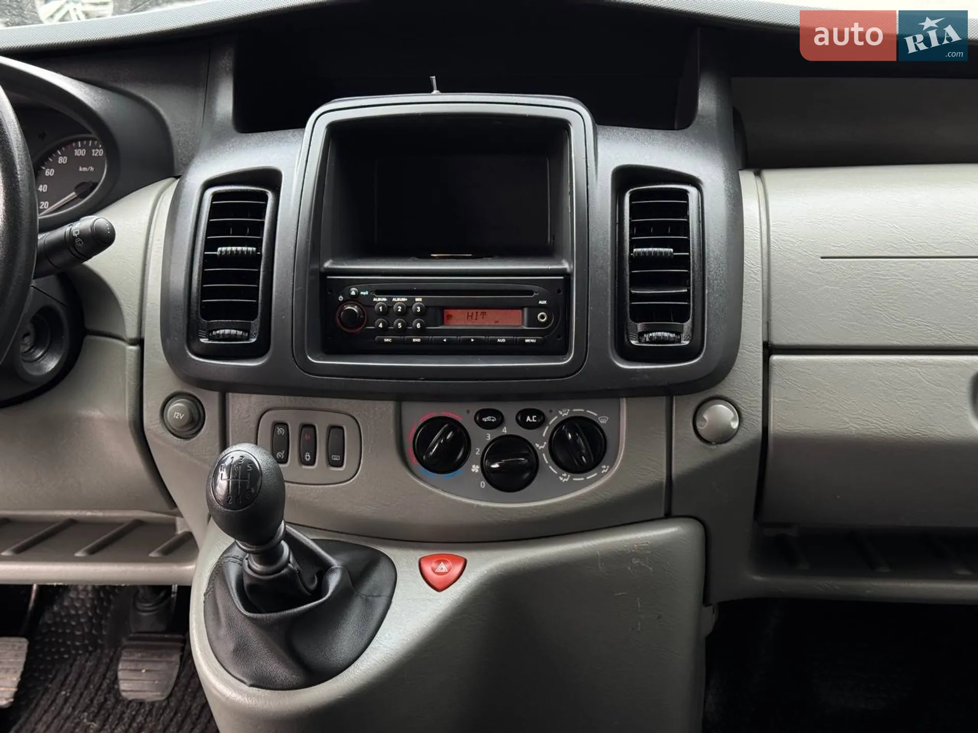 2010 Opel Vivaro - мініатюра 50