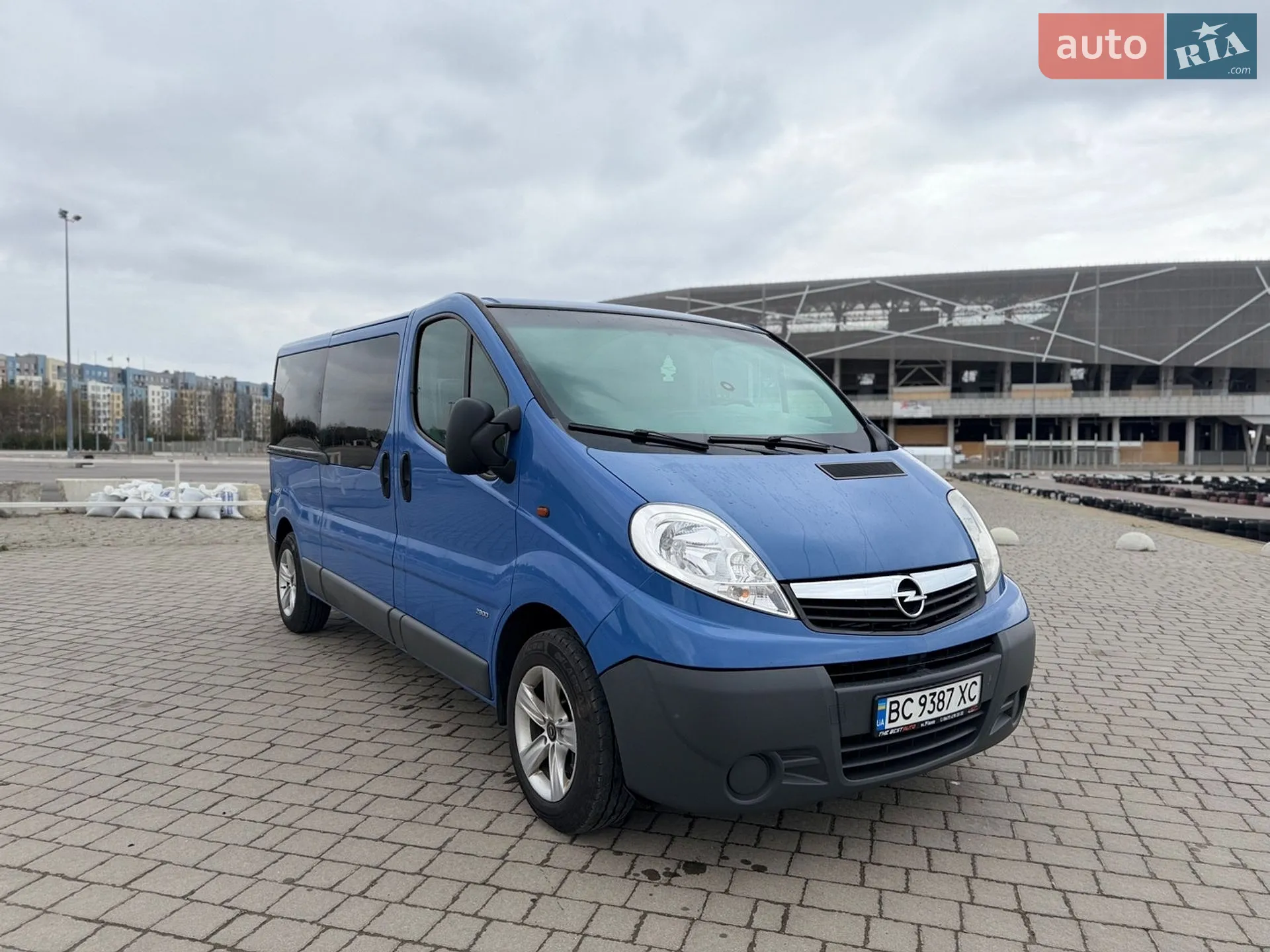2010 Opel Vivaro - фото 1