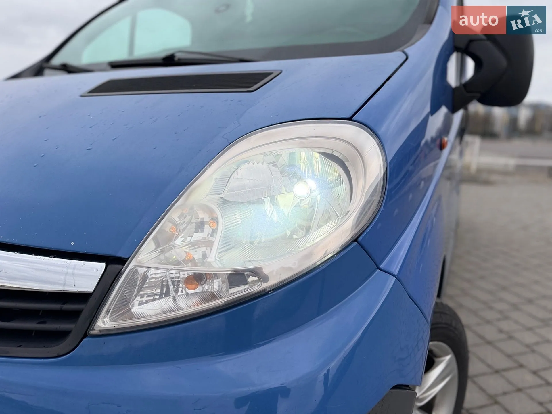 2010 Opel Vivaro - мініатюра 9