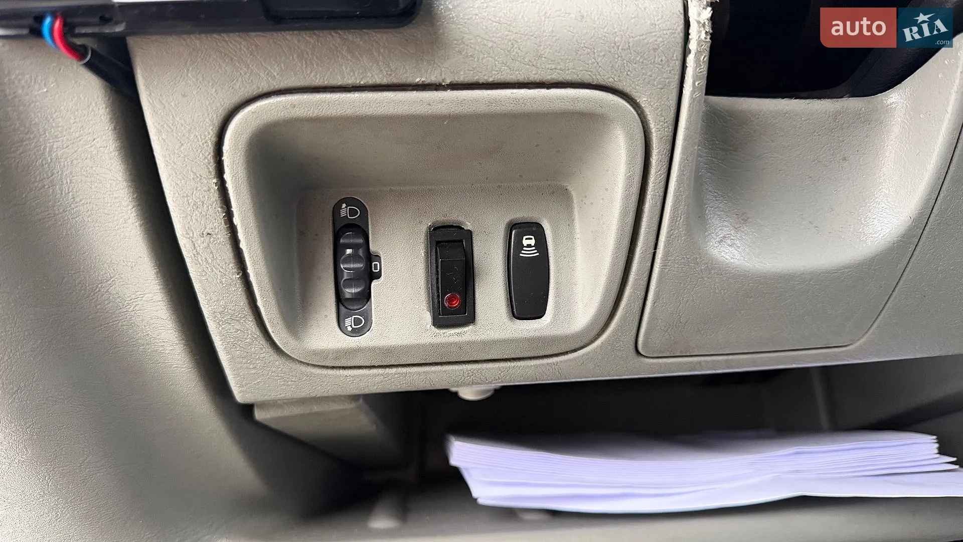 2010 Opel Vivaro - мініатюра 32