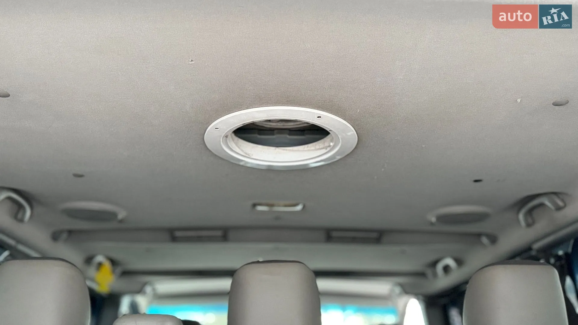 2010 Opel Vivaro - мініатюра 48