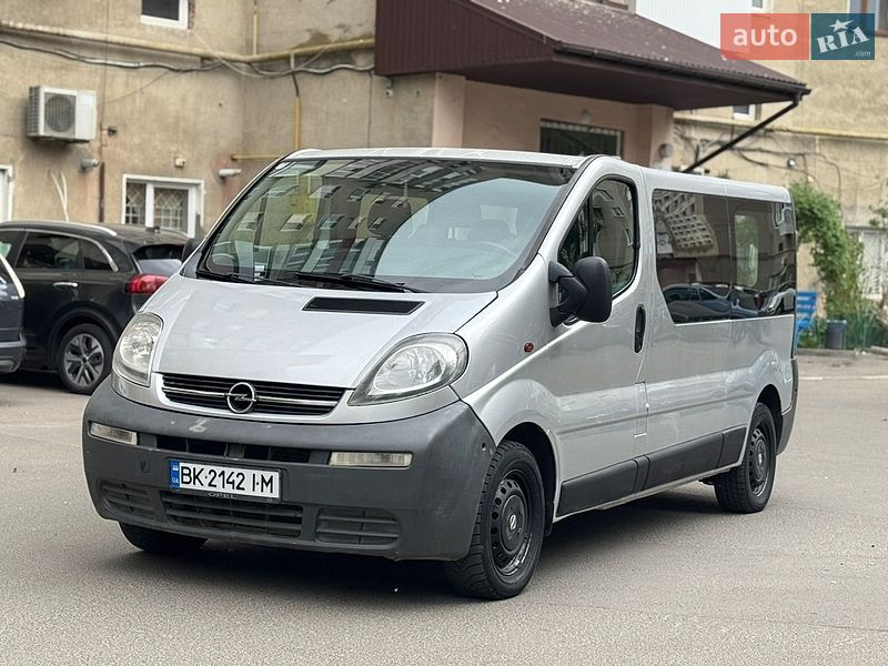 Минивэн Opel Vivaro 2002 в Луцке