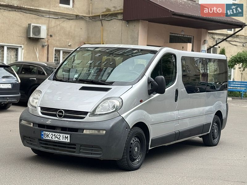 Минивэн Opel Vivaro 2002 в Луцке