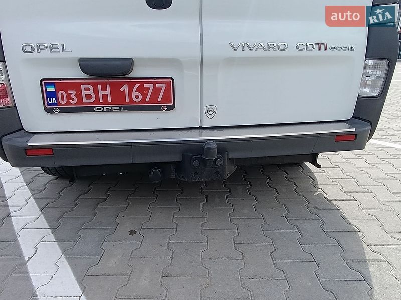 Грузовой фургон Opel Vivaro 2013 в Василькове