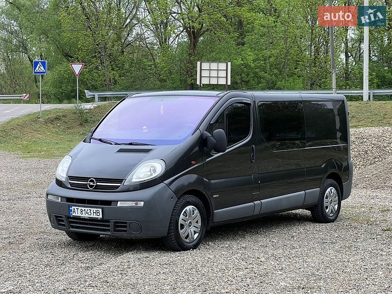 Opel Vivaro 2004 Opel Vivaro 2004