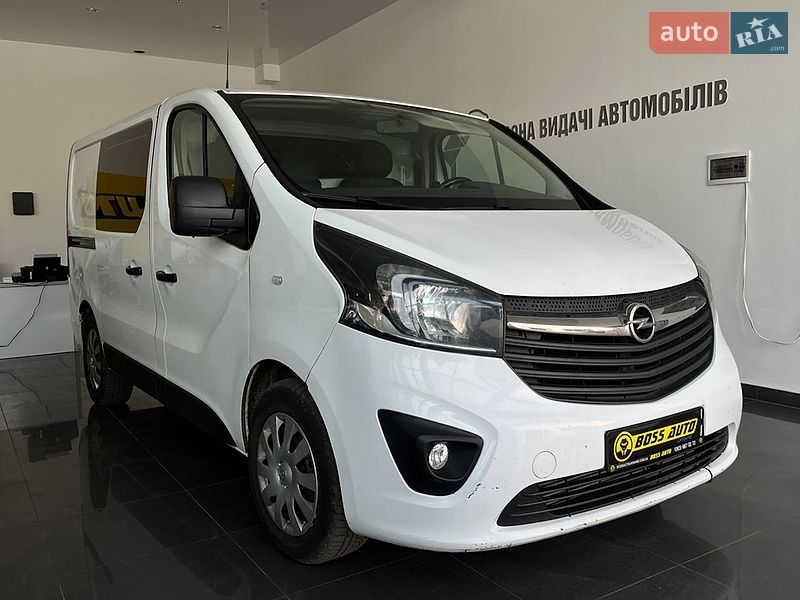 Opel Vivaro 2015