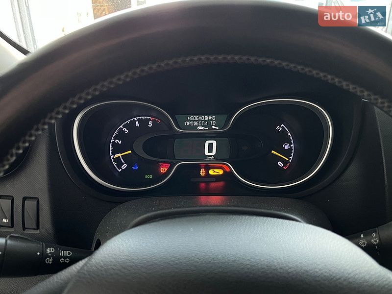 Грузопассажирский фургон Opel Vivaro 2015 в Львове