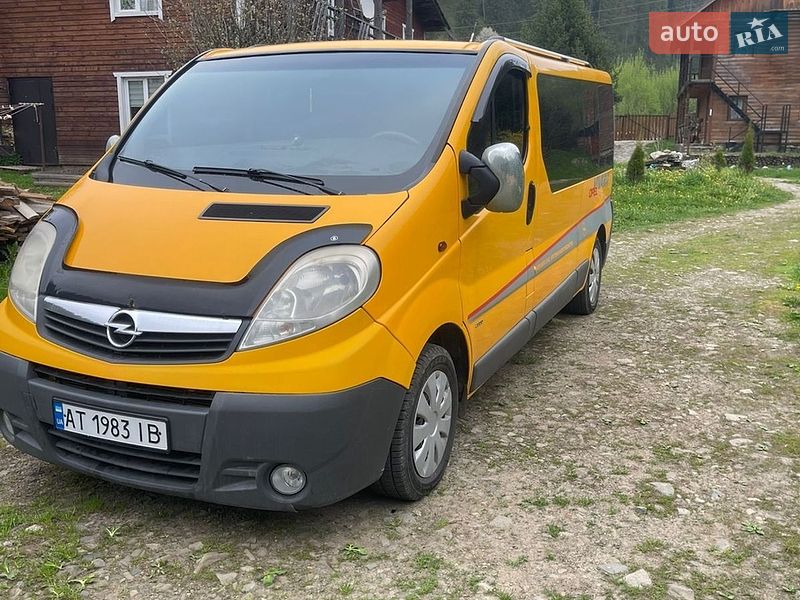 Мінівен Opel Vivaro 2008 в Івано-Франківську