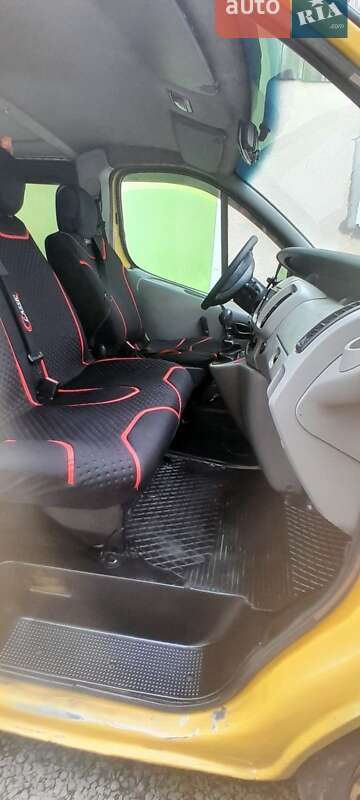 Opel Vivaro 2002