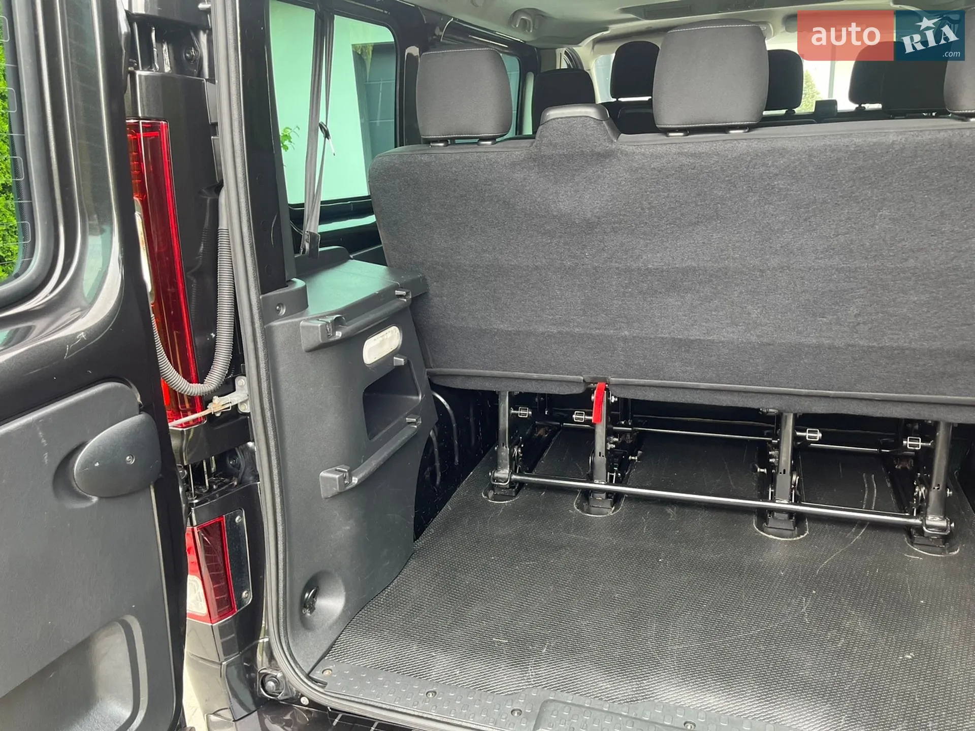 2014 Opel Vivaro - мініатюра 18