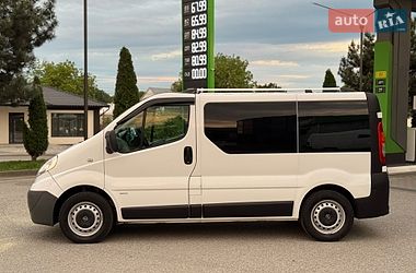 Минивэн Opel Vivaro 2014 в Черновцах
