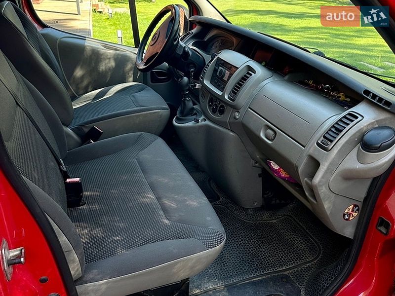 Грузовой фургон Opel Vivaro 2008 в Киеве