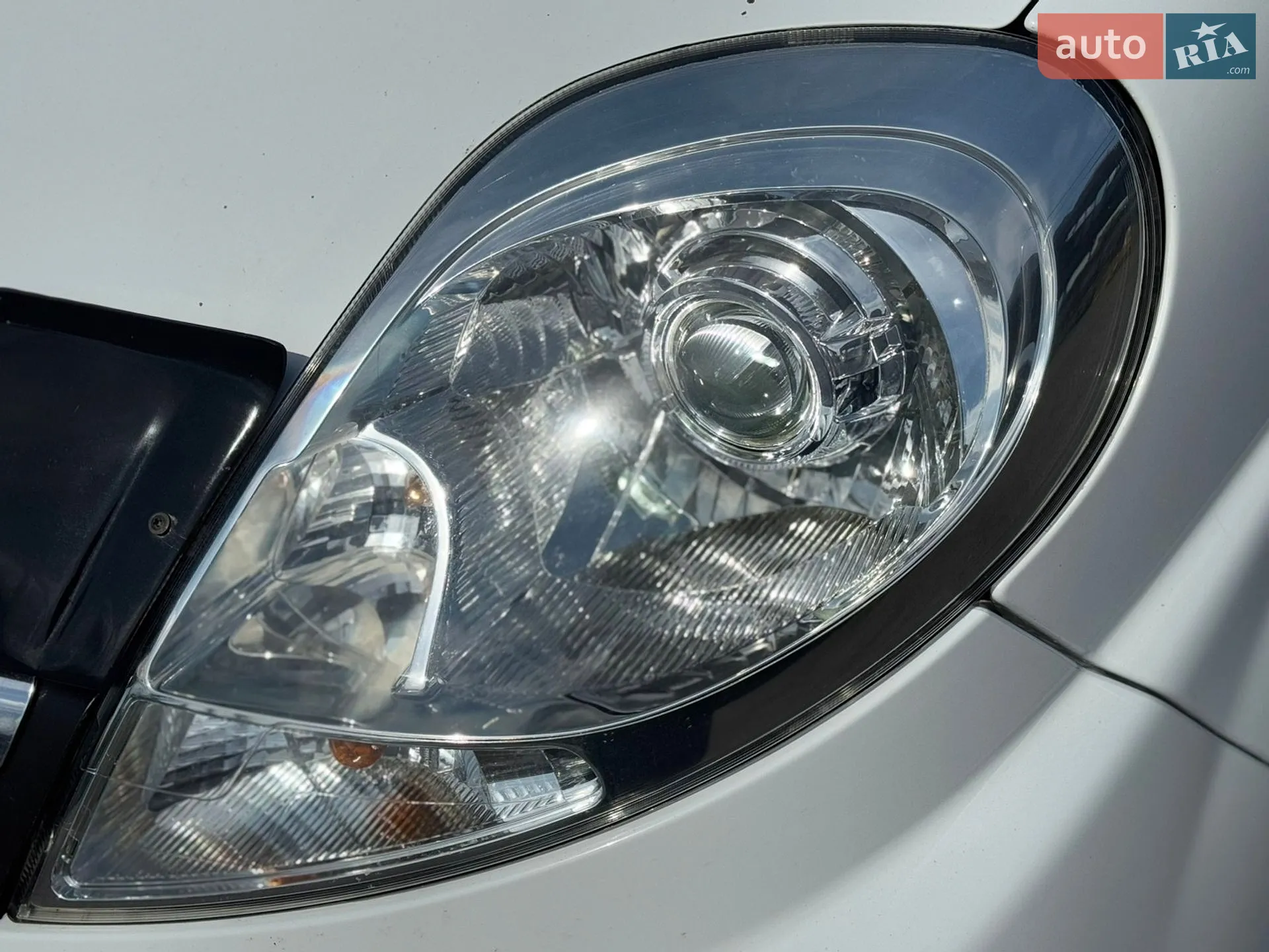 2011 Opel Vivaro - мініатюра 12