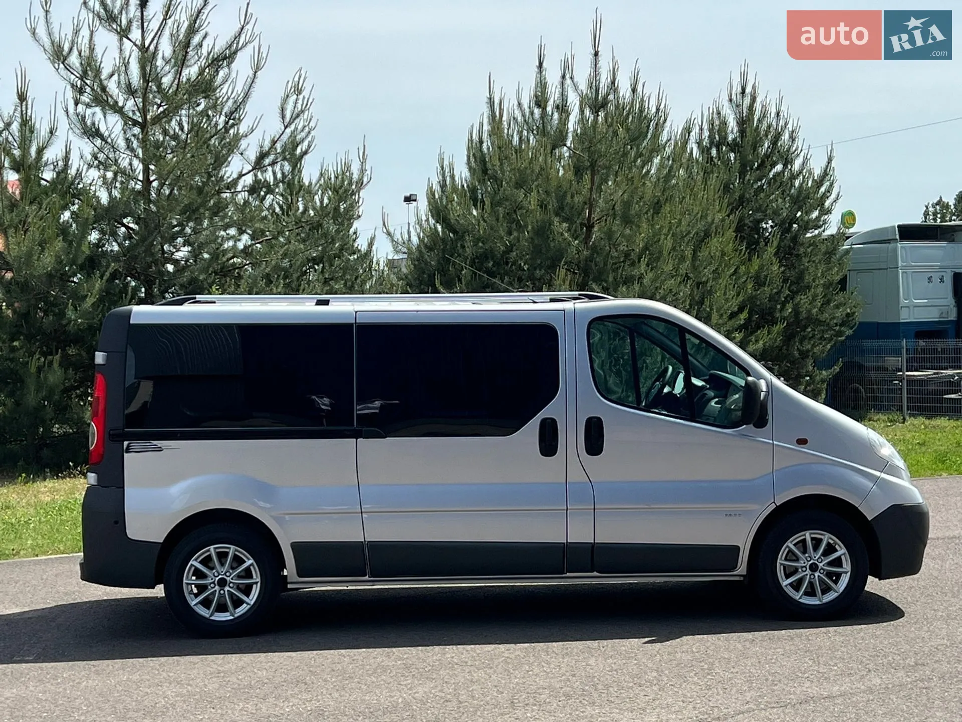 2010 Opel Vivaro - мініатюра 14