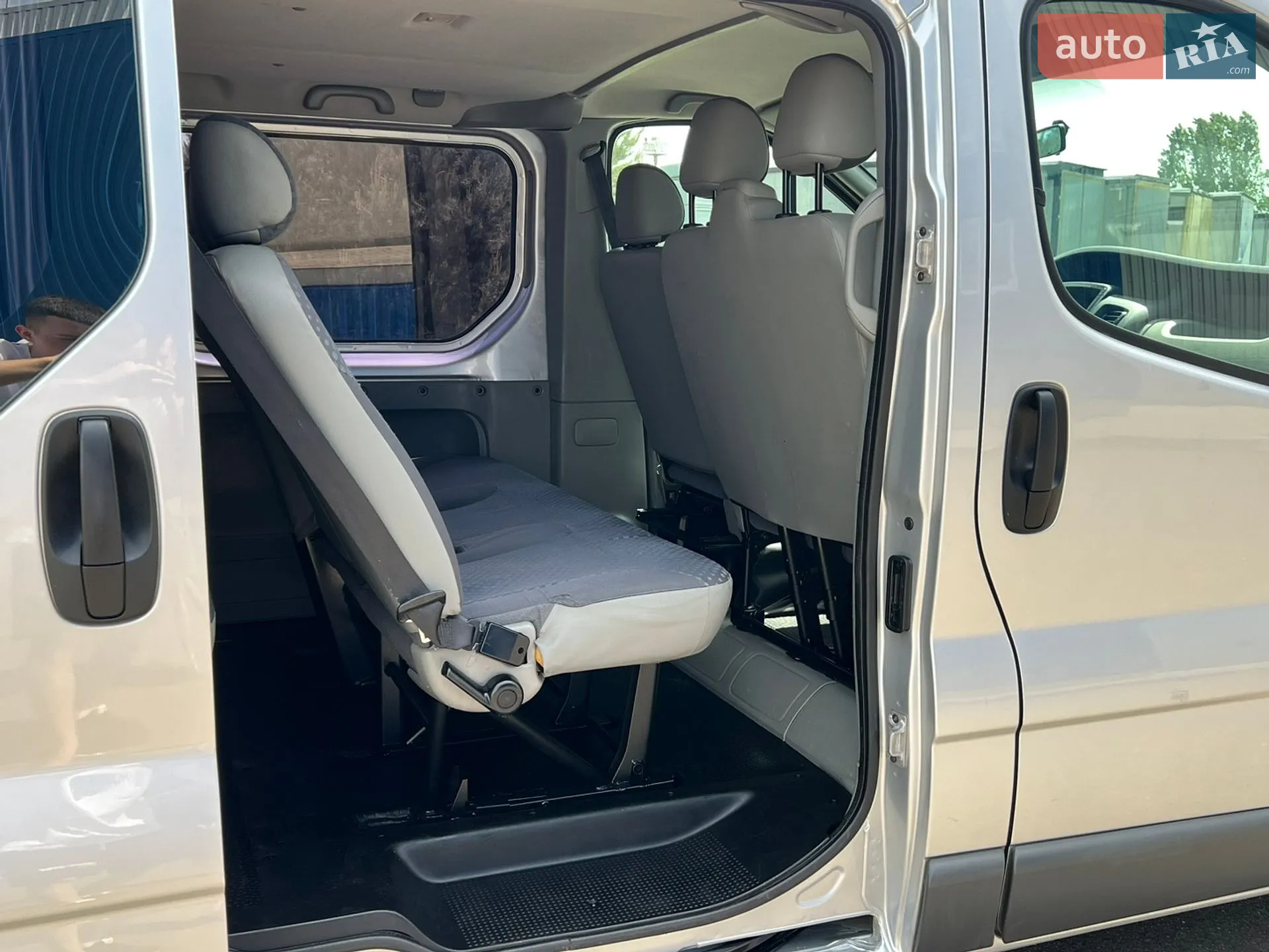 2010 Opel Vivaro - мініатюра 57