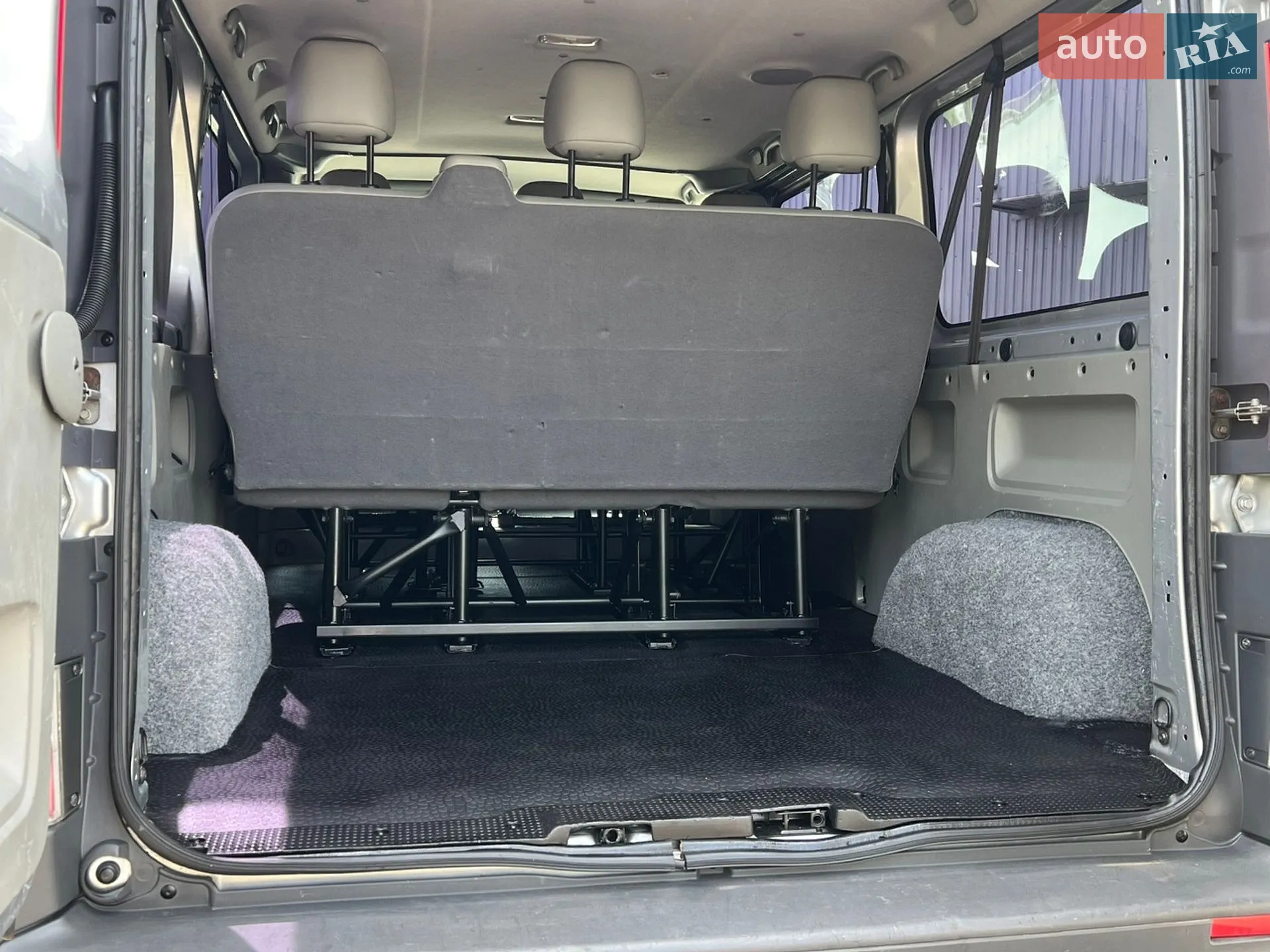 2010 Opel Vivaro - мініатюра 70