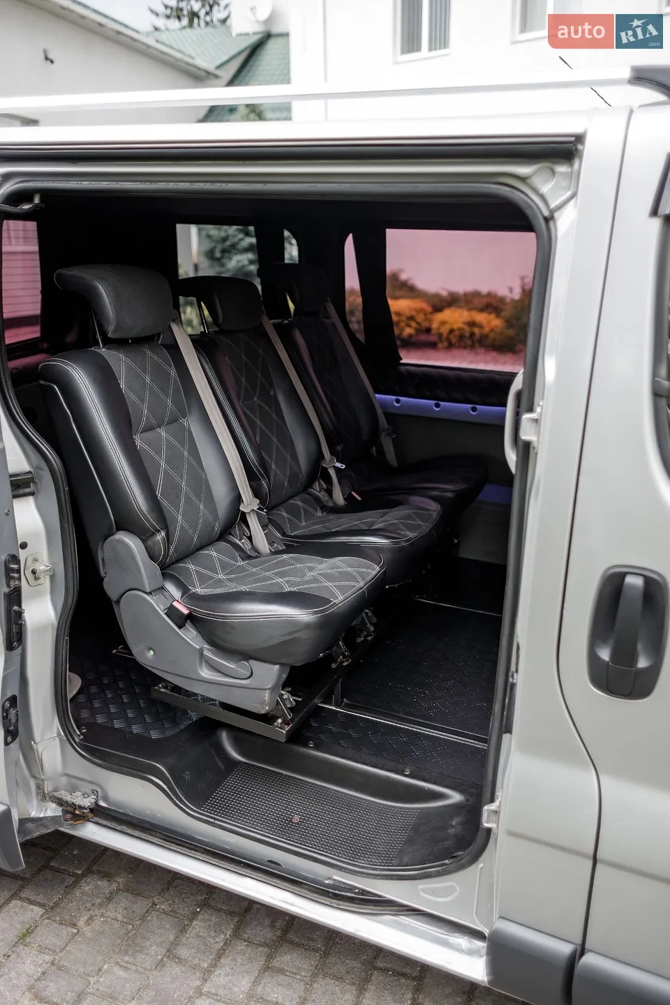 2010 Opel Vivaro - мініатюра 22