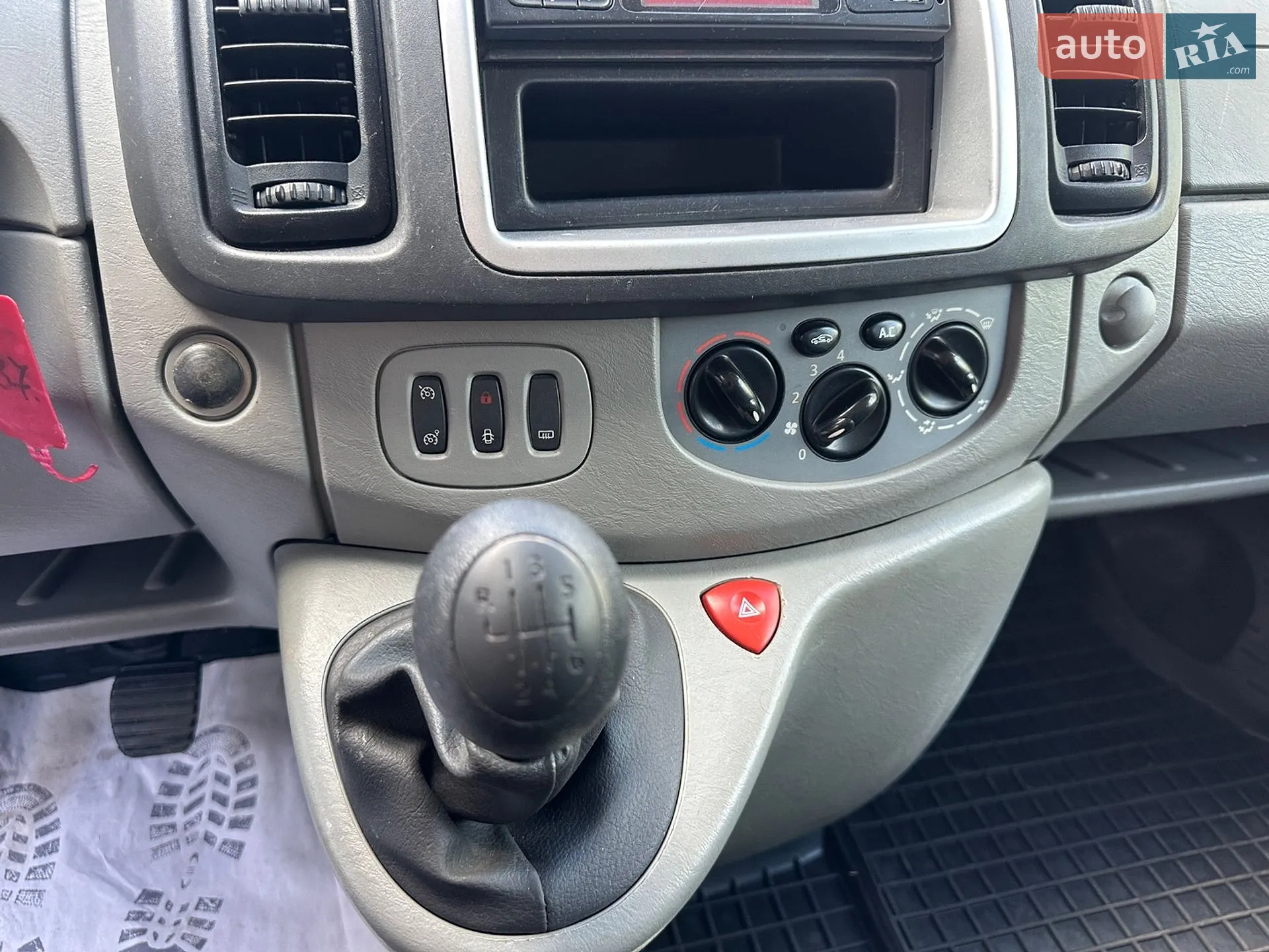2013 Opel Vivaro - мініатюра 17
