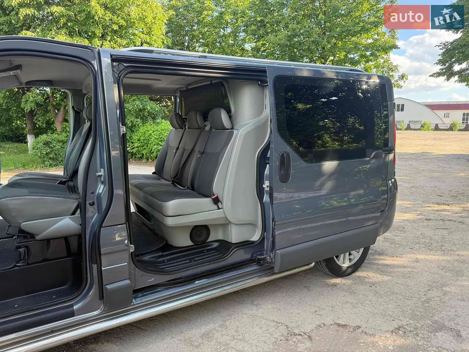 2011 Opel Vivaro - мініатюра 12