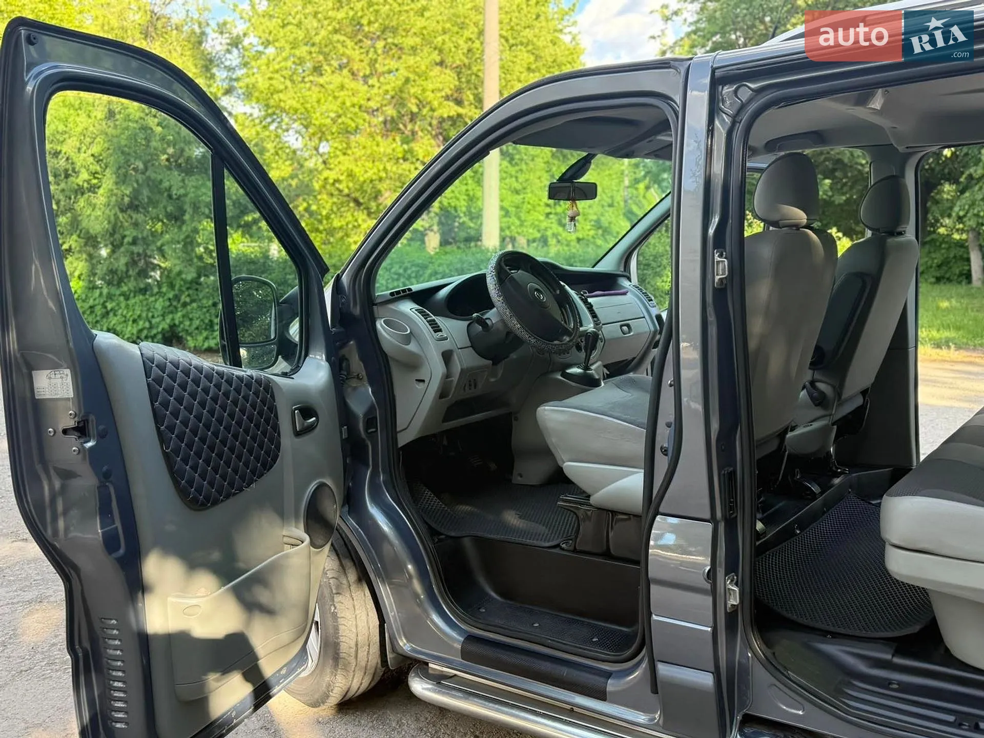 2011 Opel Vivaro - мініатюра 22
