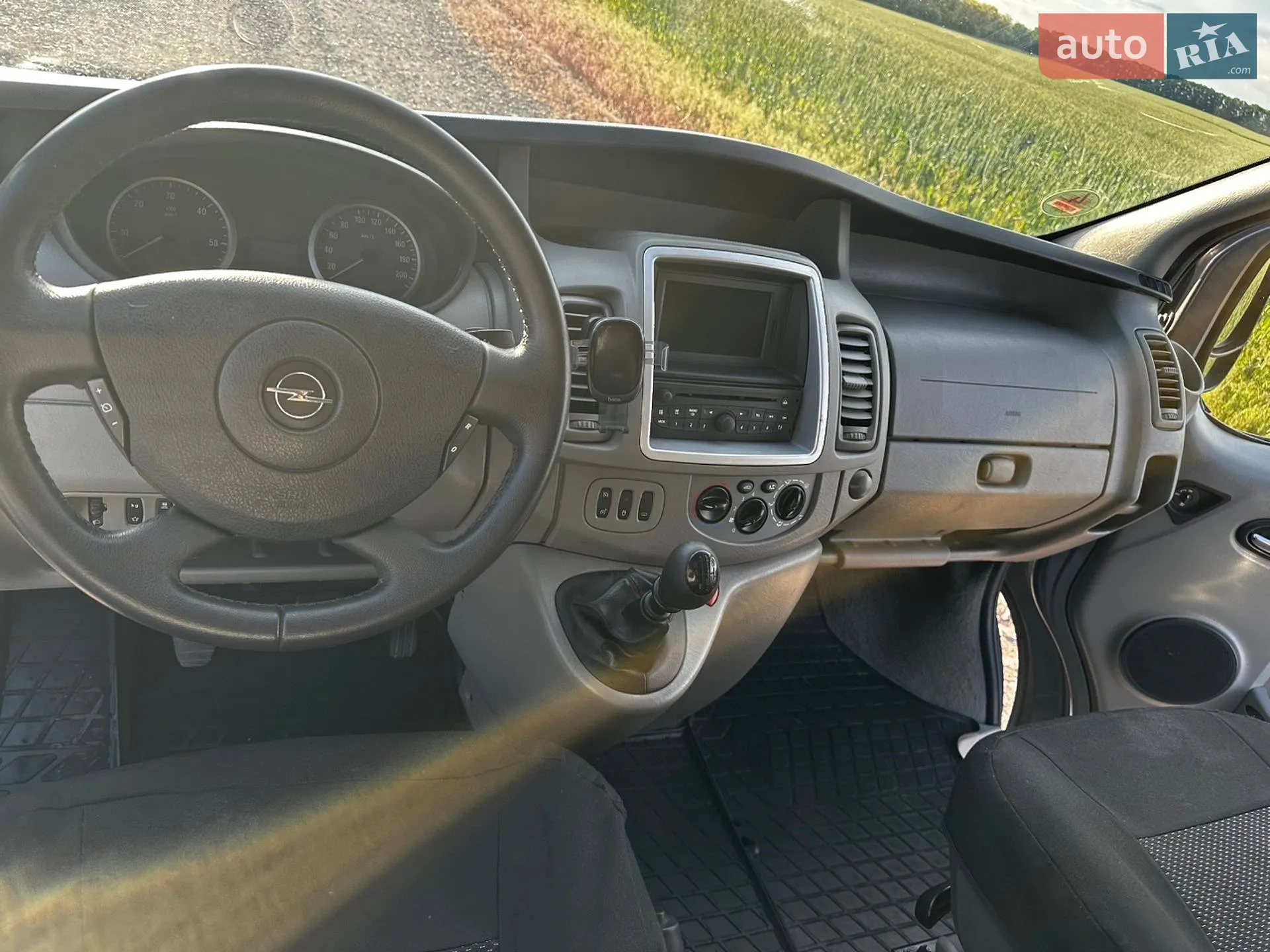 2010 Opel Vivaro - мініатюра 15