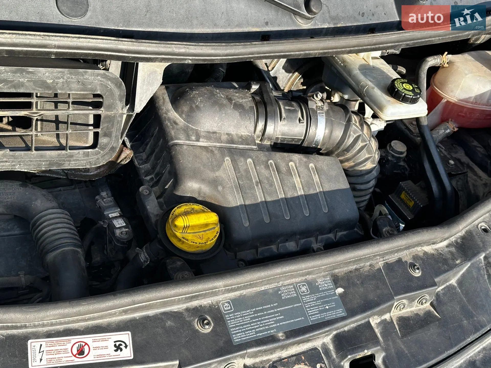 2010 Opel Vivaro - мініатюра 19